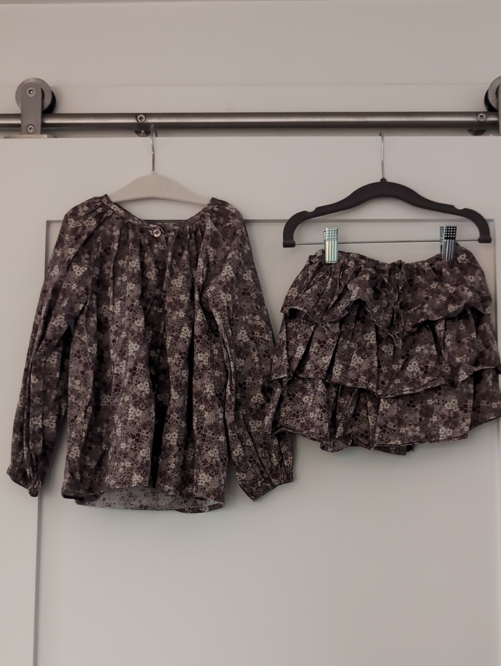 Jamie Kay Pansy Floral Fawn skirt & blouse set Sz4-5